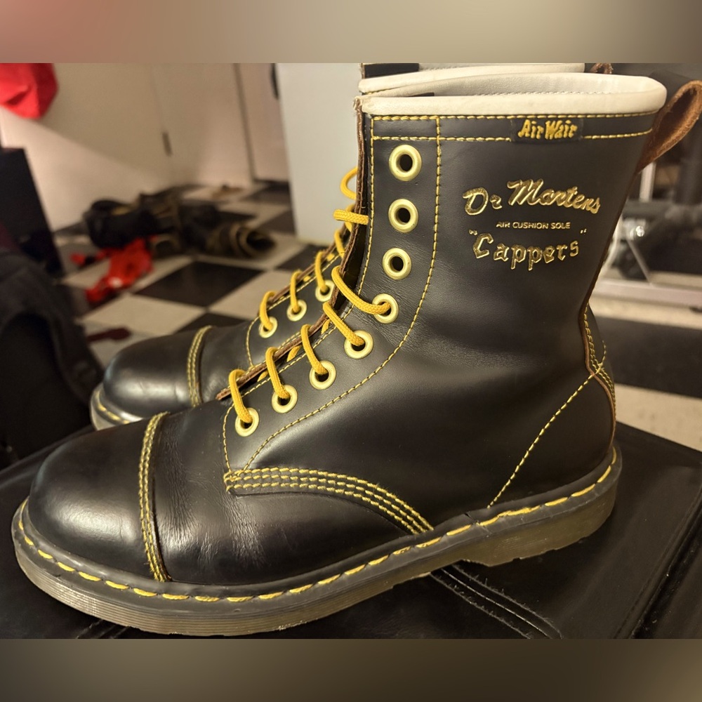 Dr. Martens Cappers Men’s Boot